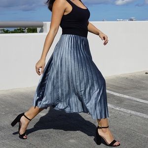 Velvet Pleated Skirt